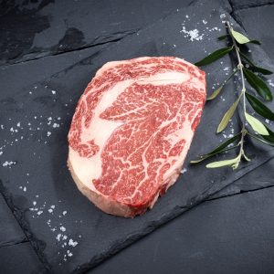 Alyvuogėmis maitintos (Olive fed) WAGYU RIB EYE STEIKAS 300 g.